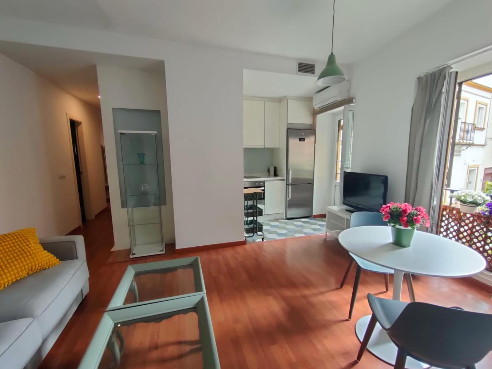 סביליה Alameda 1 Dormitorio מראה חיצוני תמונה