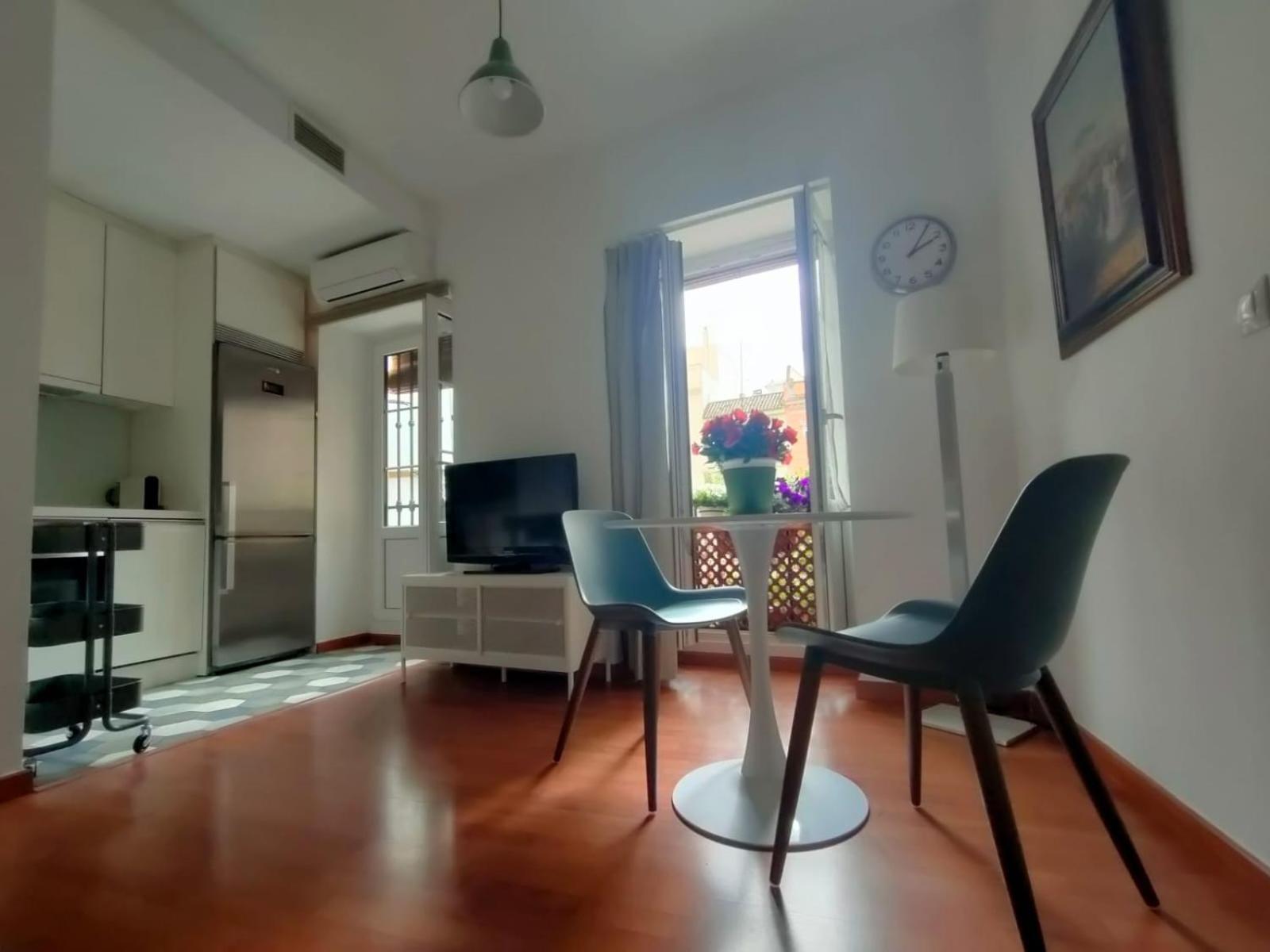 סביליה Alameda 1 Dormitorio מראה חיצוני תמונה